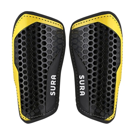 Футбольные щитки Sura